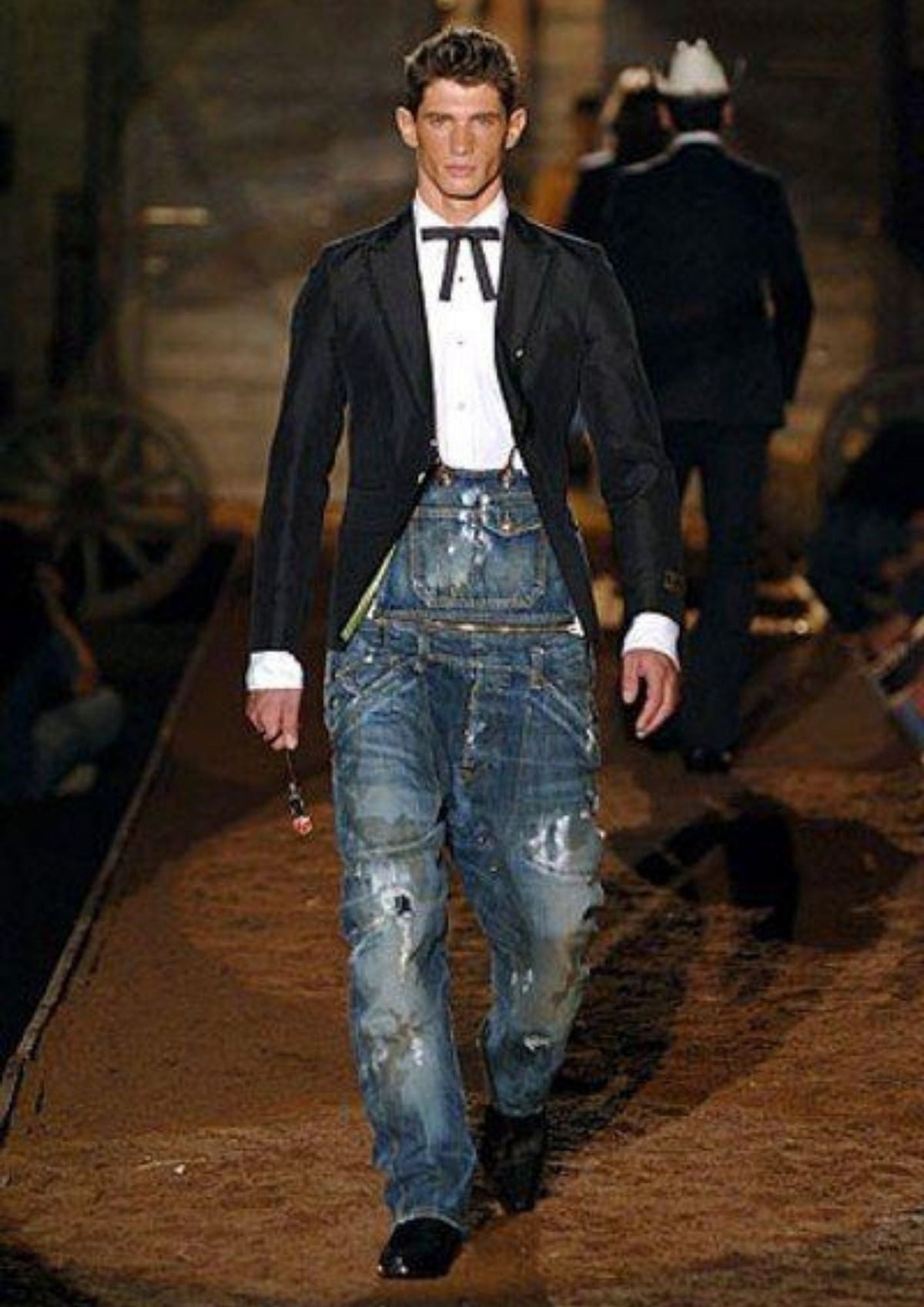 DSQUARED2