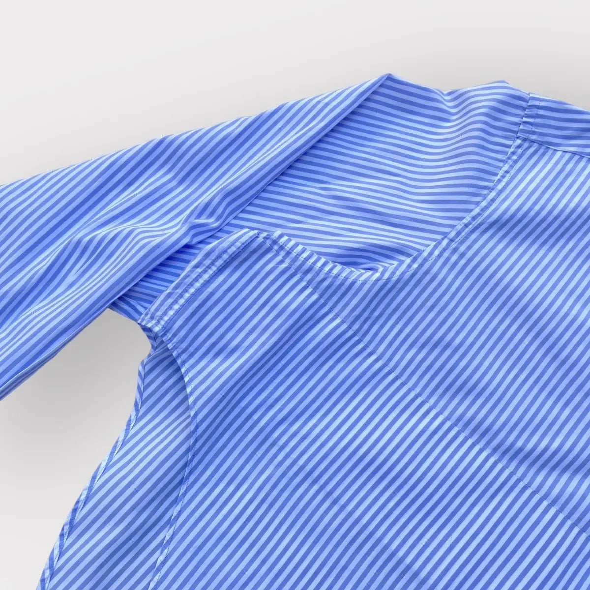 Vetements - SS19 Blue Stripes Oversized Cropped Shirt