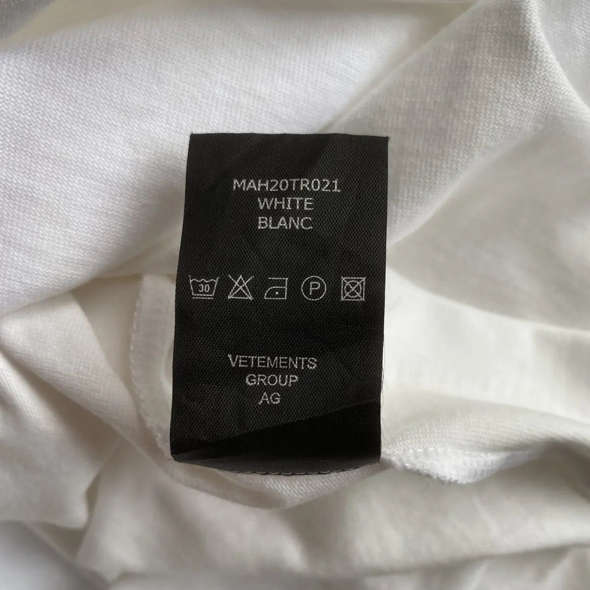 Vetements - Fall20 Anarchy Embroidered Logo Oversize T Shirt