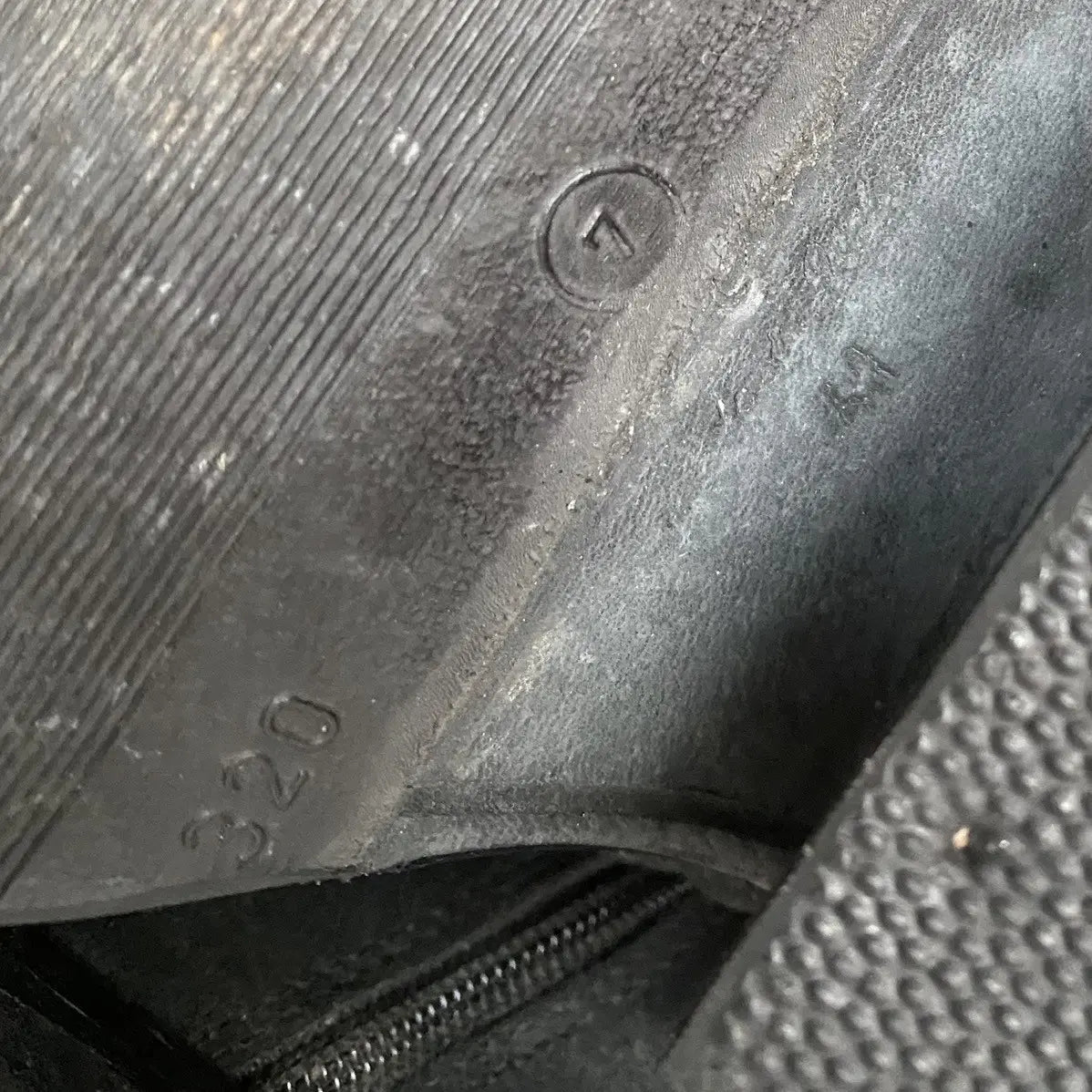 Ann Demeulemeester - Suede Cuban Heel Boots