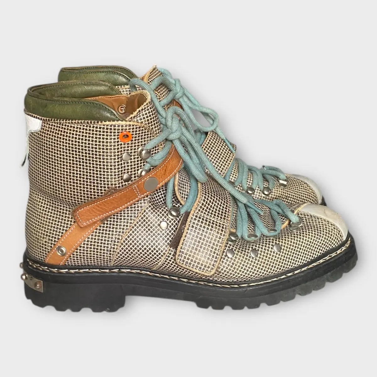 Undercover - SS10 Less But Better Hiking Boots
