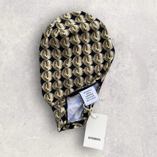Vetements - AW22 Crypto currently Mask