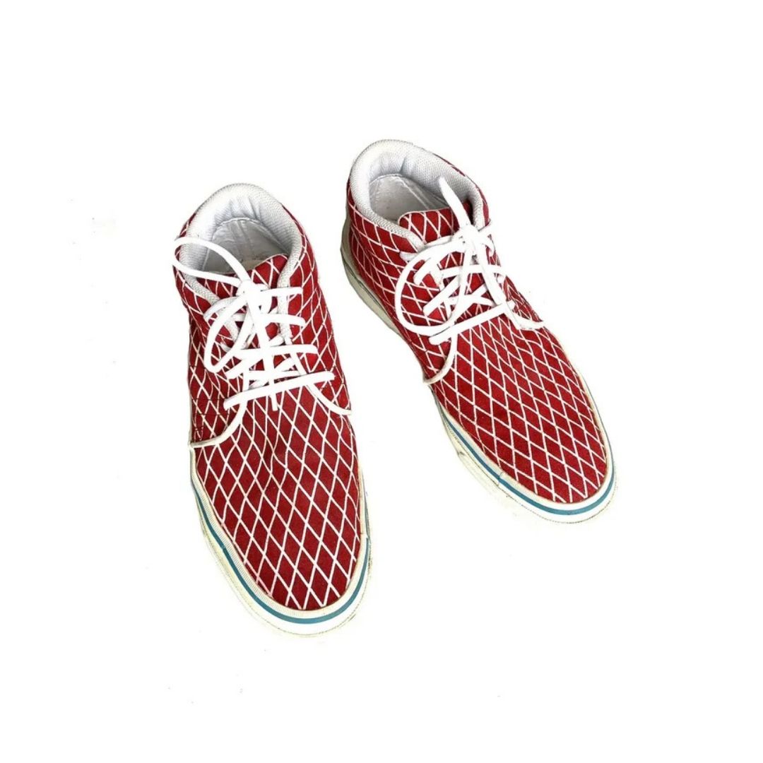 Undercover - FW16 Red Suede Fence-Print Chukka Boots Sneakers