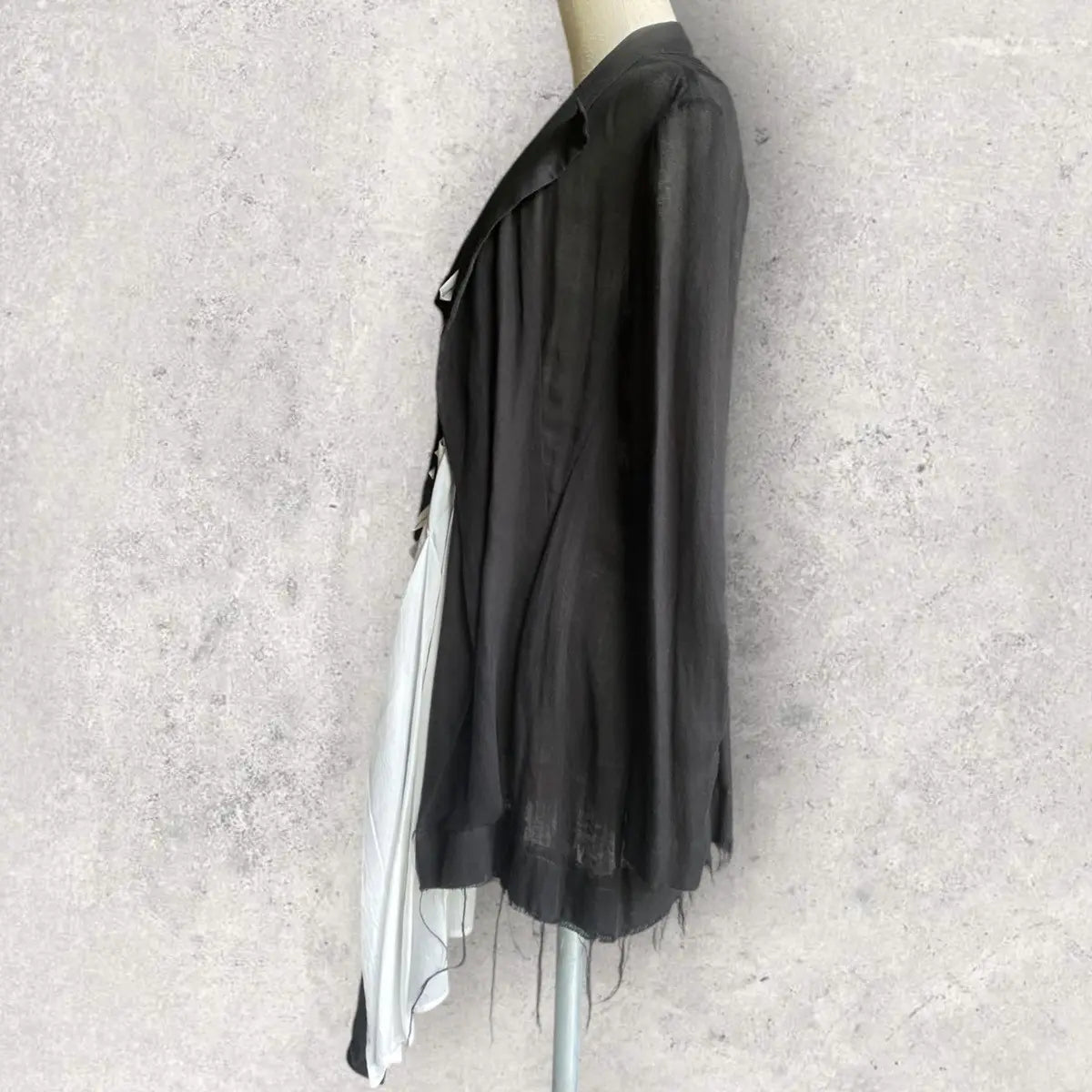 Yohji Yamamoto : NWT Runway SS23 Frill Blazer