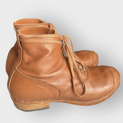 Number (N)ine : Number (N)ine AW09 Runway Boots