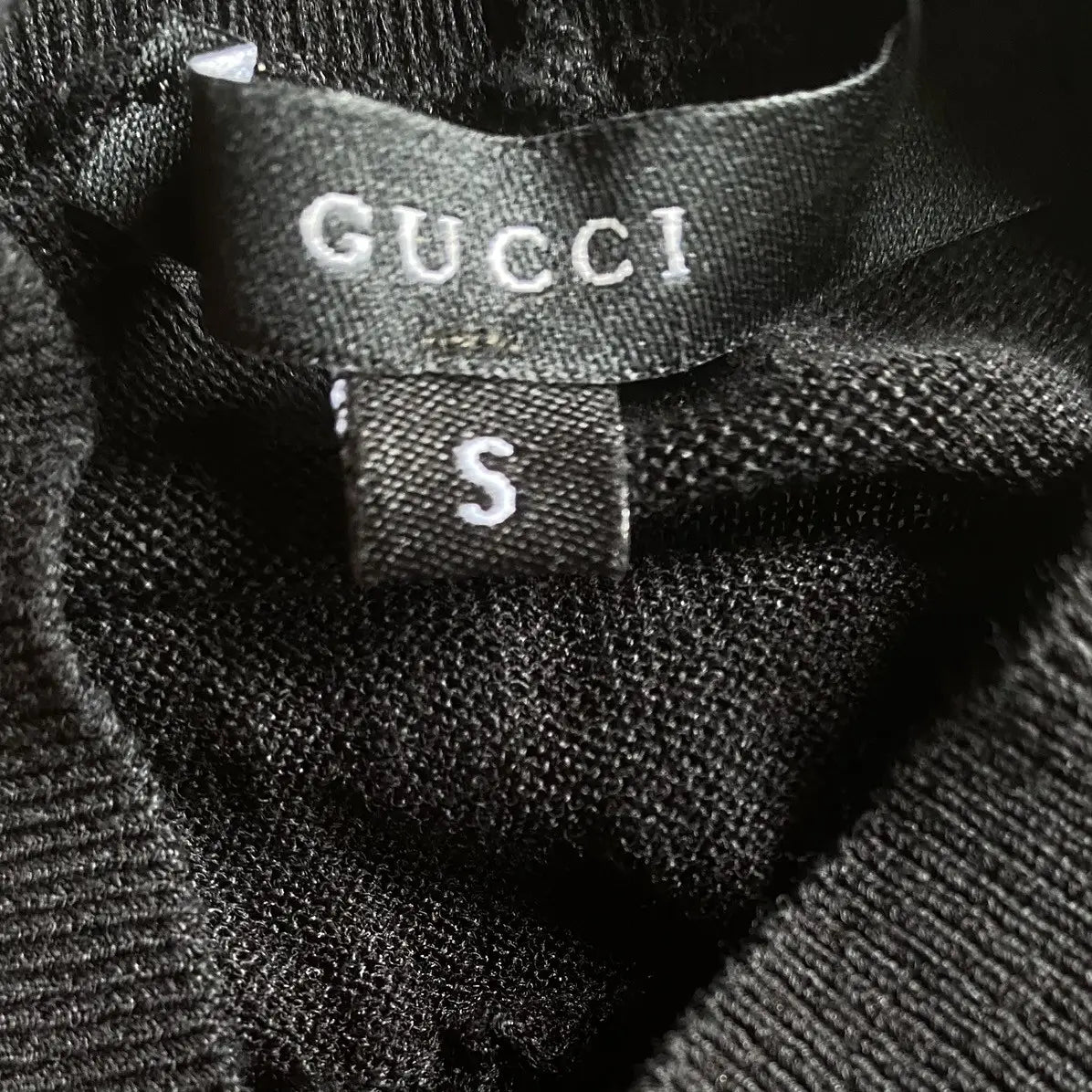 Gucci - Vintage Fall99 Pin Silk Blouse BY Tom Ford