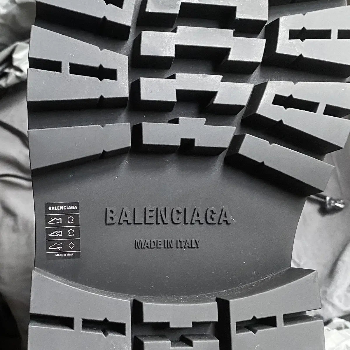 Balenciaga - Giant Boots 80mm