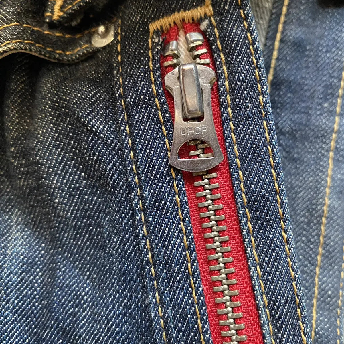 Undercover : AW07 Heart Grasping Jeans