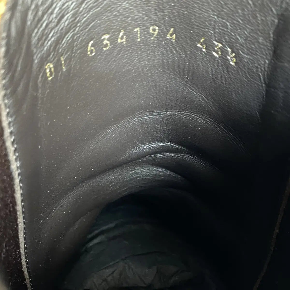 Saint Laurent Paris  SLP Wyatt 40 Suede Chealsea Boots