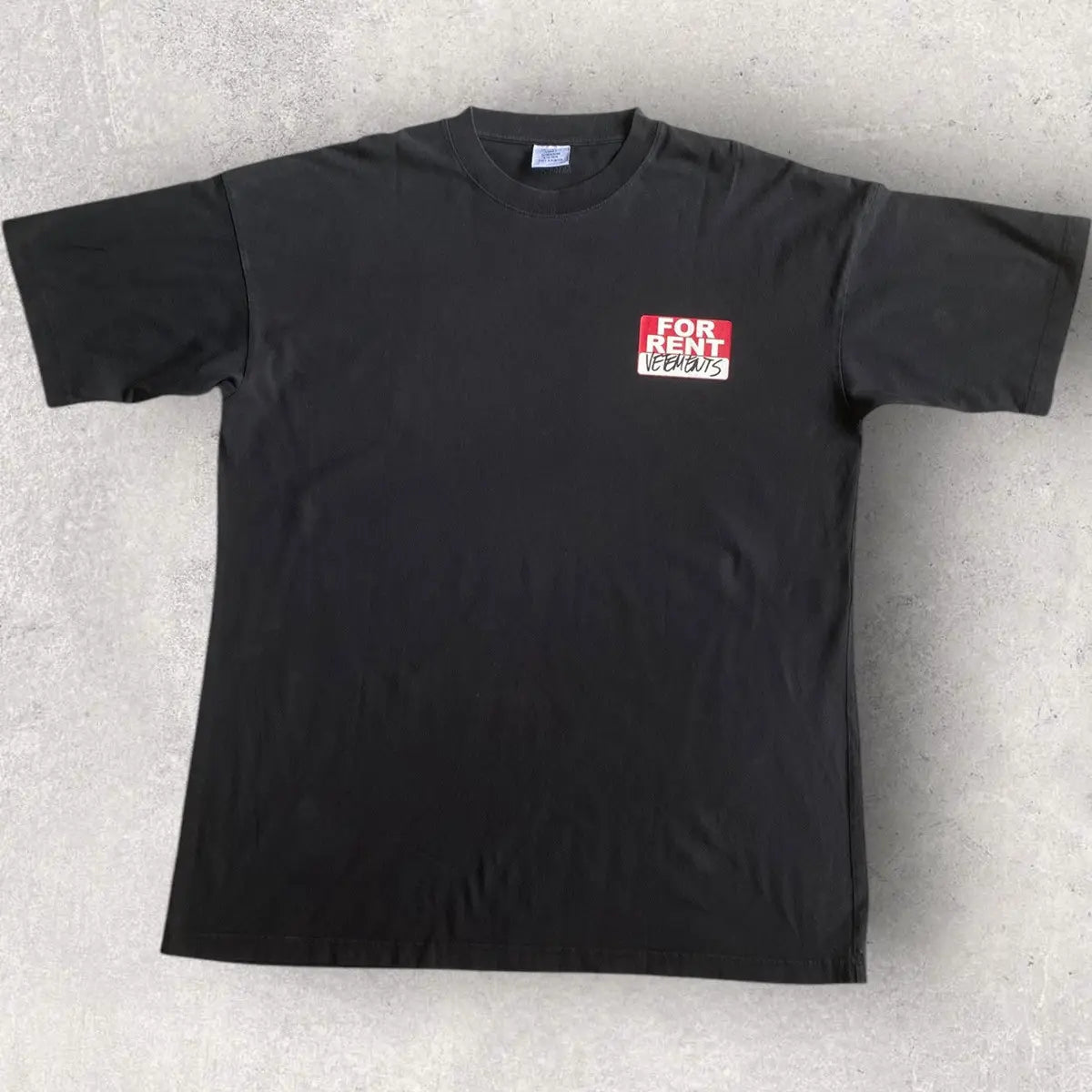 Vetements - SS20 For Rent Oversize T Shirt