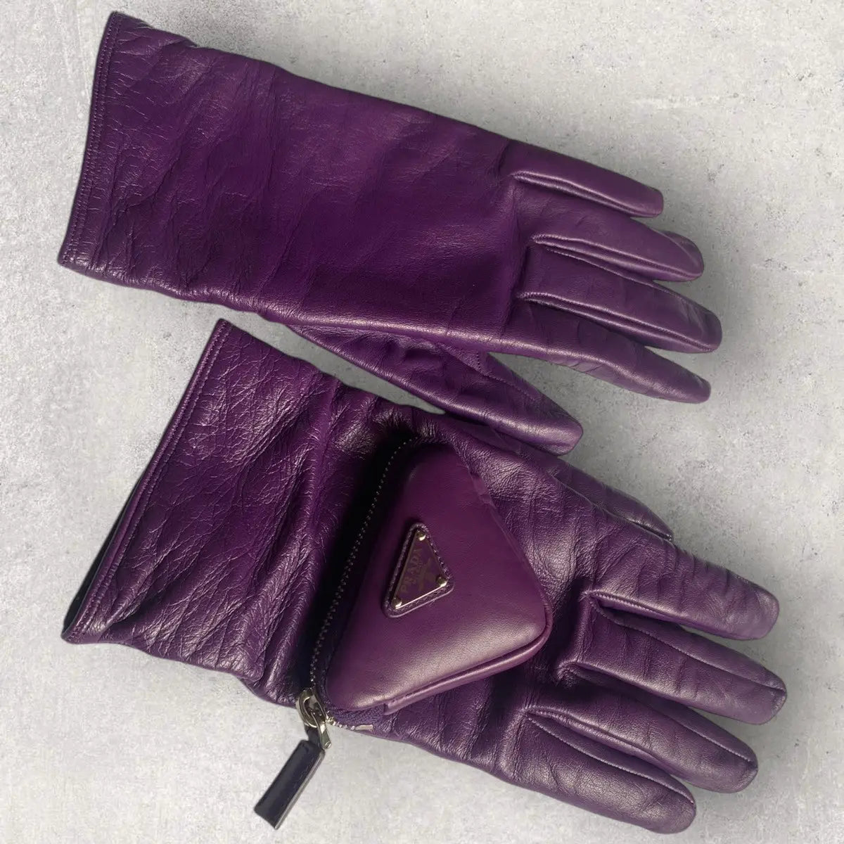 Prada - Triangle Logo Pouch Gloves