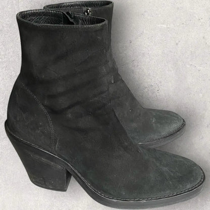 Ann Demeulemeester - Suede Cuban Heel Boots
