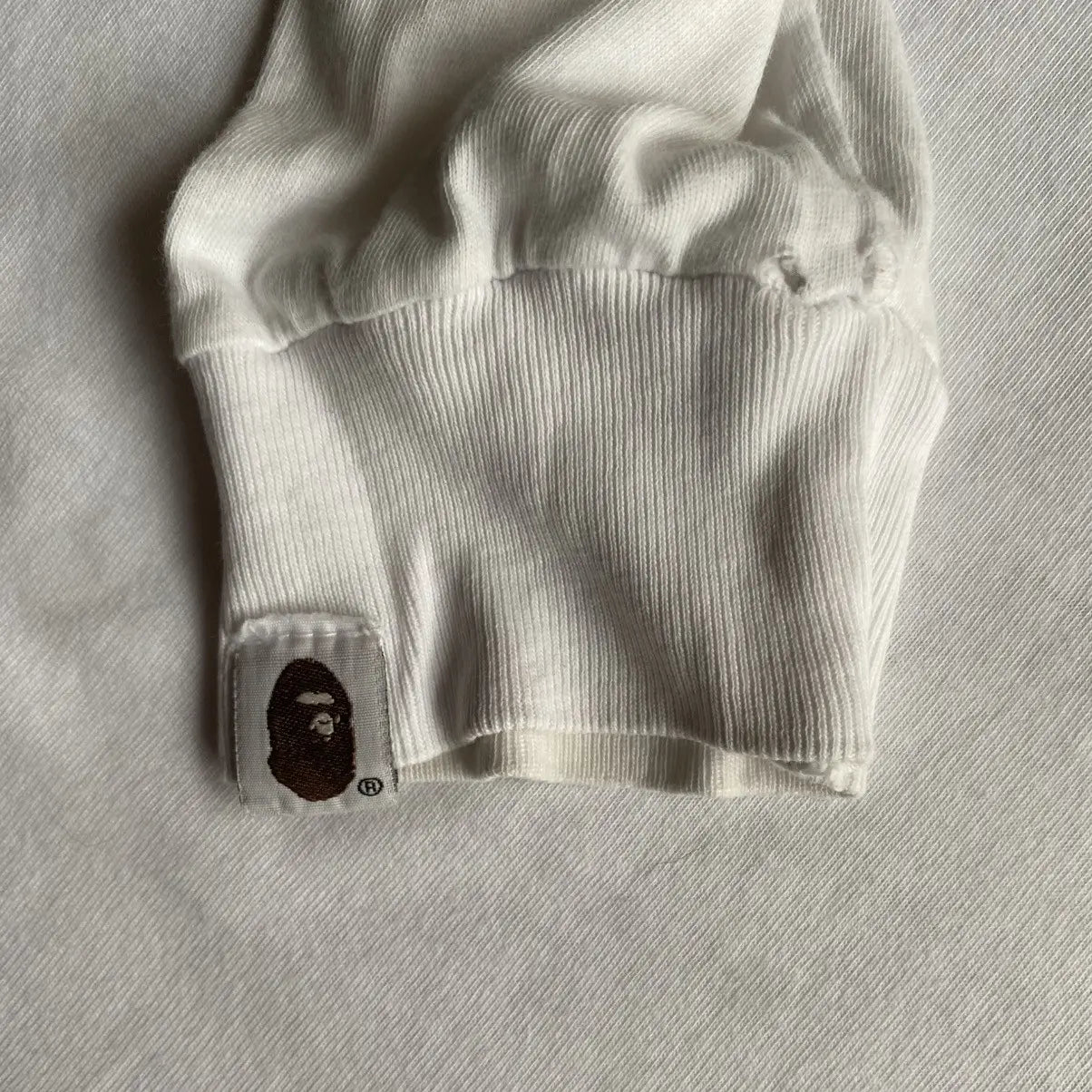 Bape - Vintage 90’s Very Ape International L/S