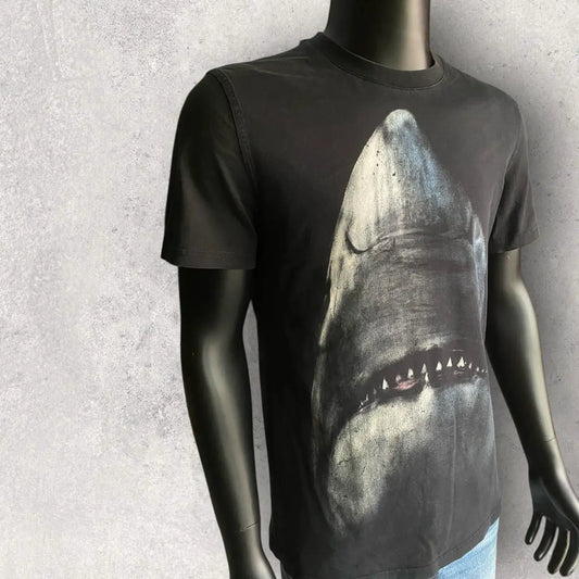Givenchy - Fall17 Shark By Riccardo Tisci