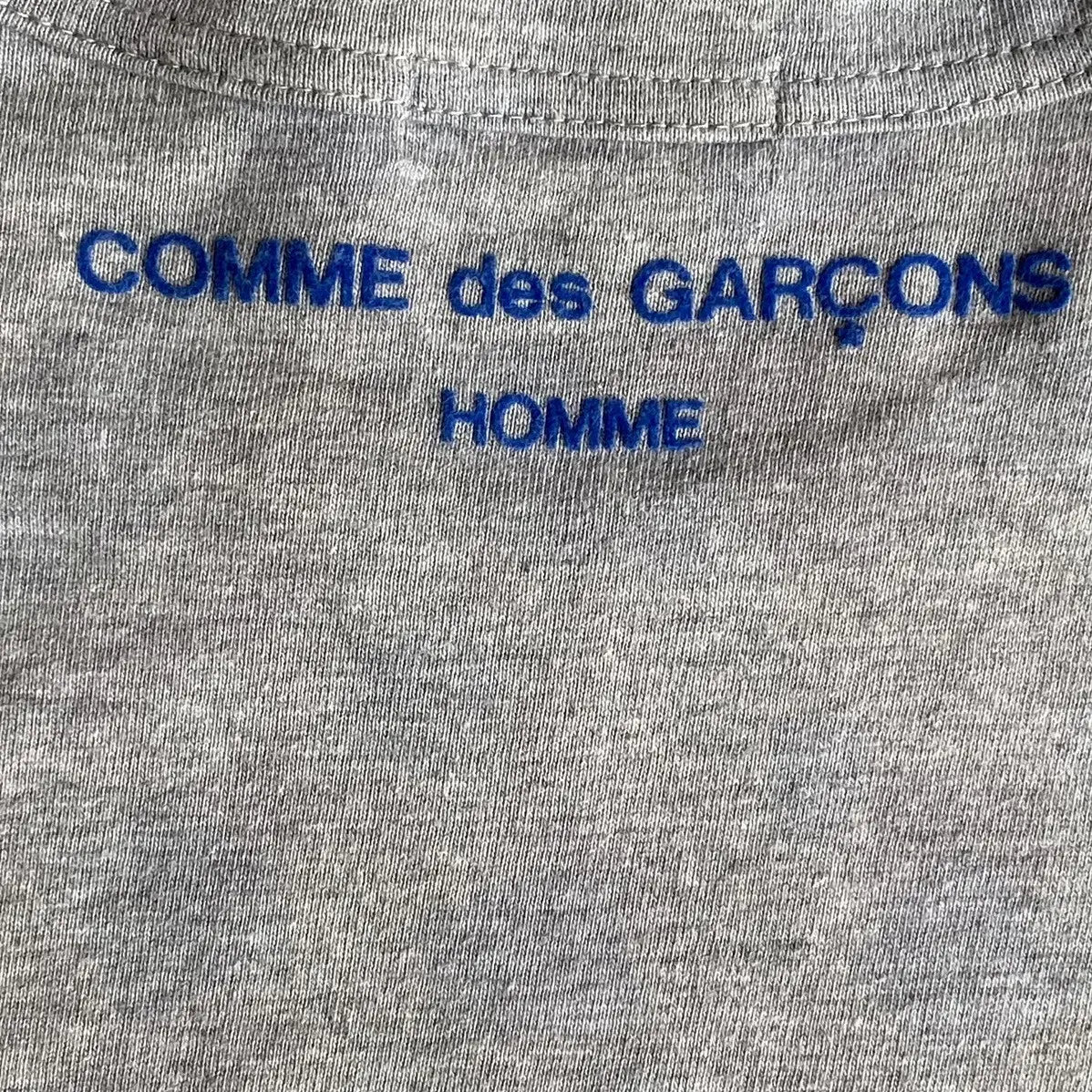 Comme des Garcons - Vintage 2001 CDG Homme Logo T Shirt