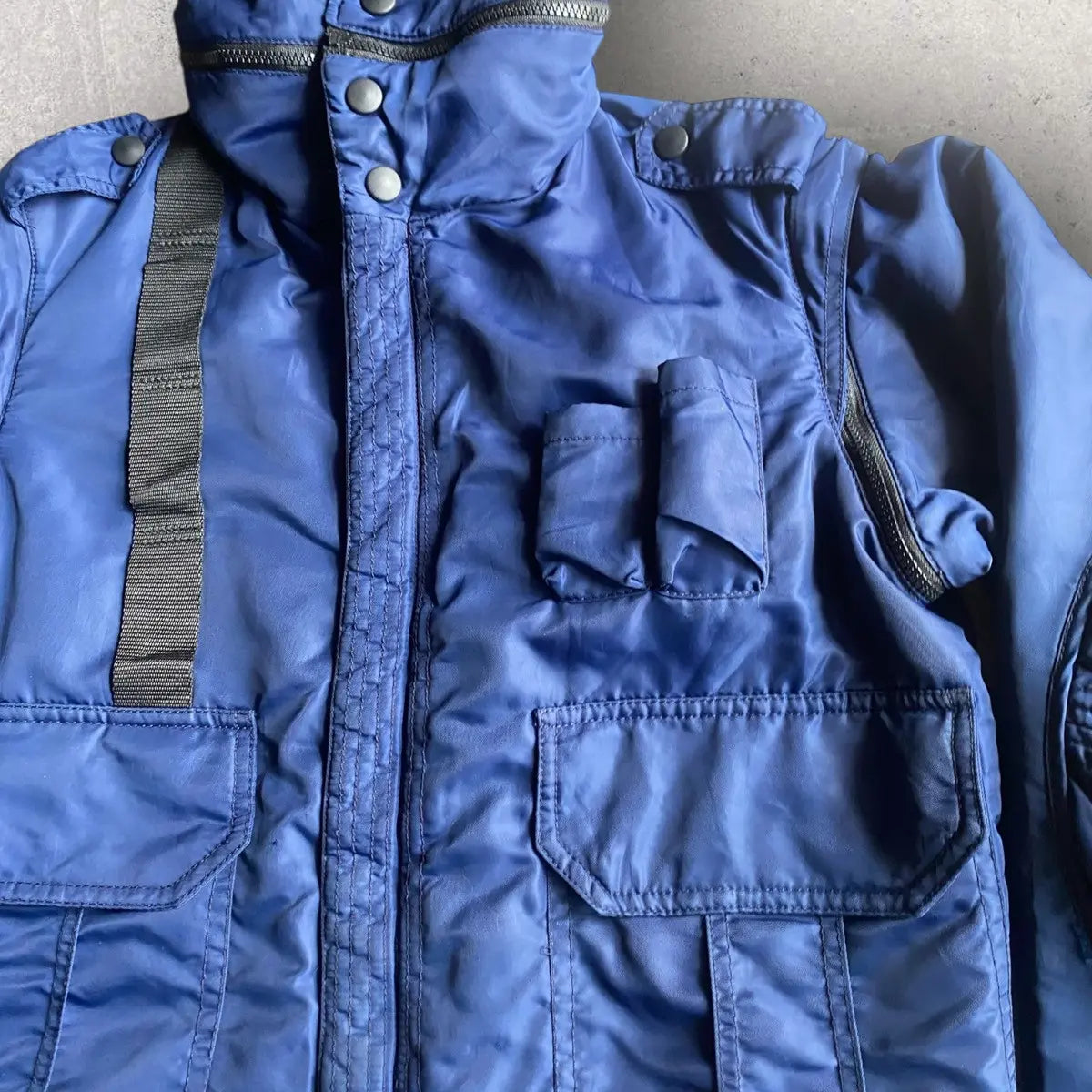 Dolce & Gabbana - 2000’s D&G Detachable Hood And Sleeve Jacket