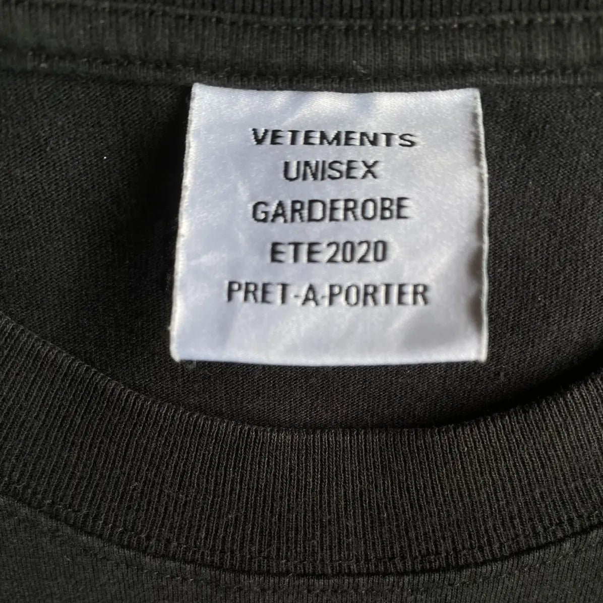 Vetements - SS20 For Rent Oversize T Shirt
