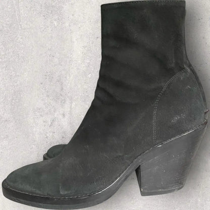Ann Demeulemeester - Suede Cuban Heel Boots