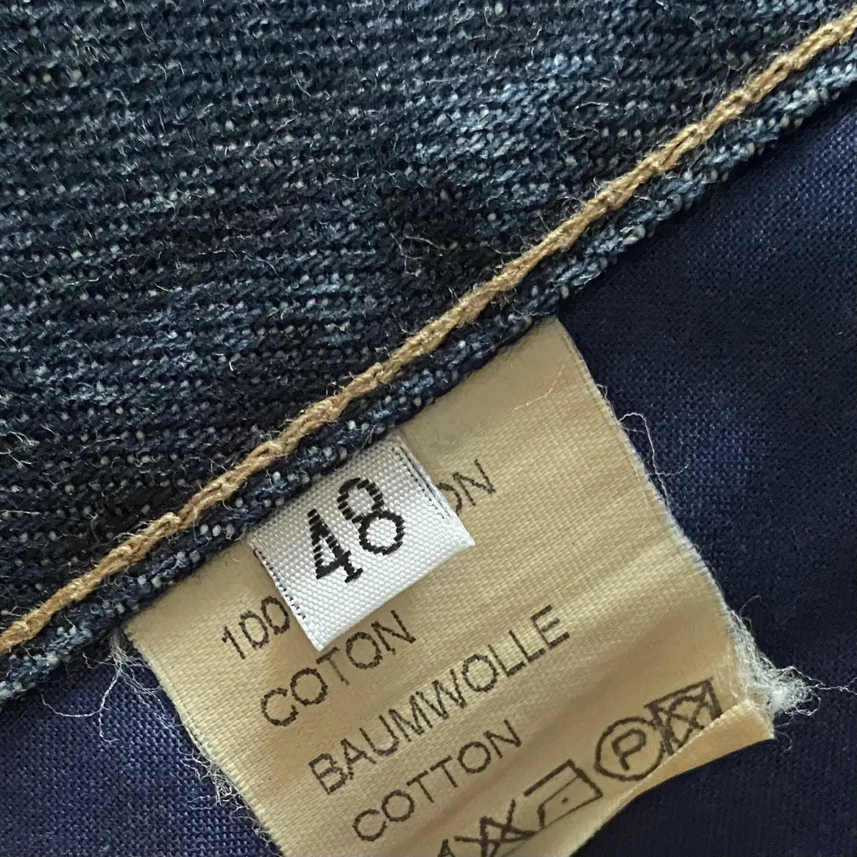Gucci - Fall99 AD And Runway Floral Embroiled Denim