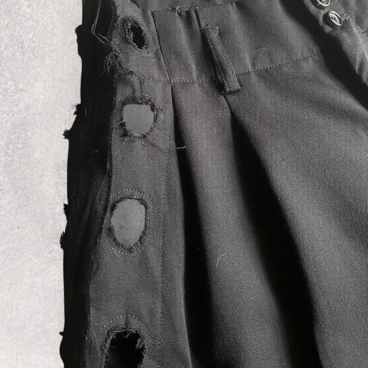 Comme des garcons - 2015 Side Holes Pleats Shorts