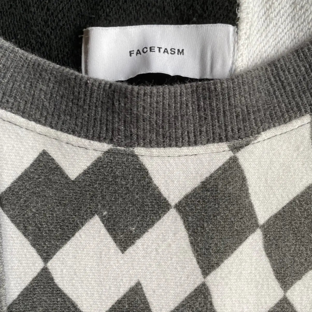 Facetasm - 5Cut Out Oversize Sweater