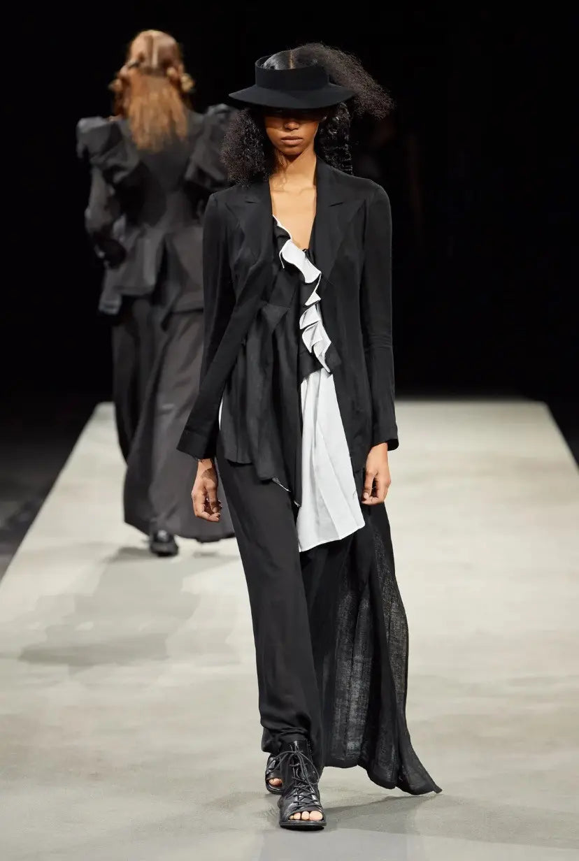Yohji Yamamoto : NWT Runway SS23 Frill Blazer