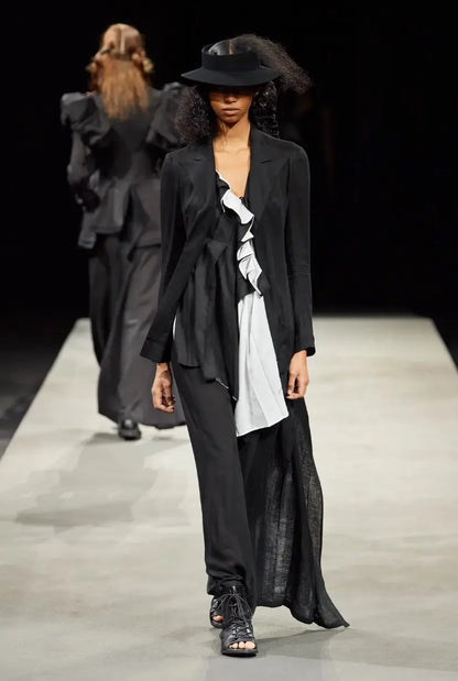 Yohji Yamamoto : NWT Runway SS23 Frill Blazer