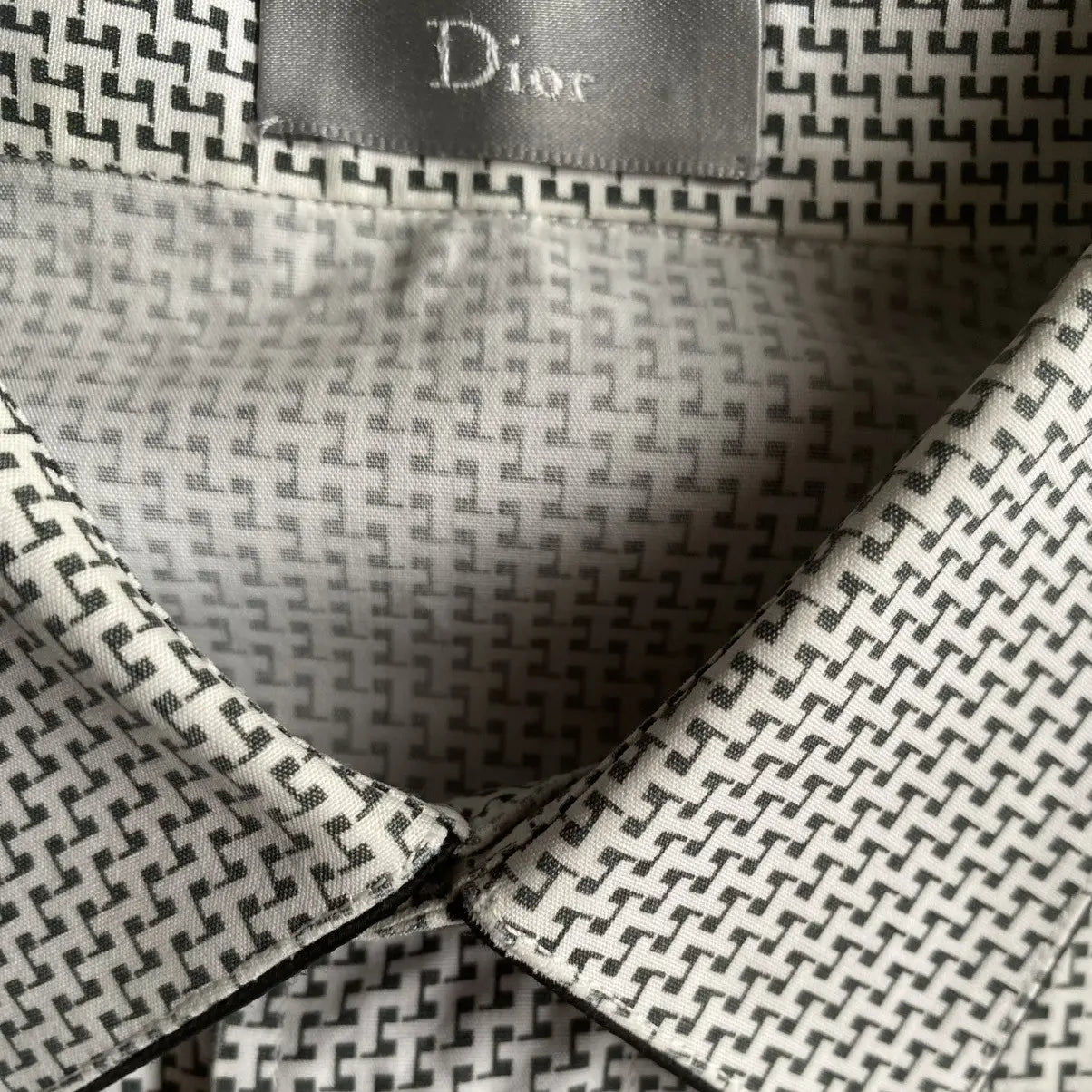 Dior - Fall05 “In The Morning” Graphic Shirt