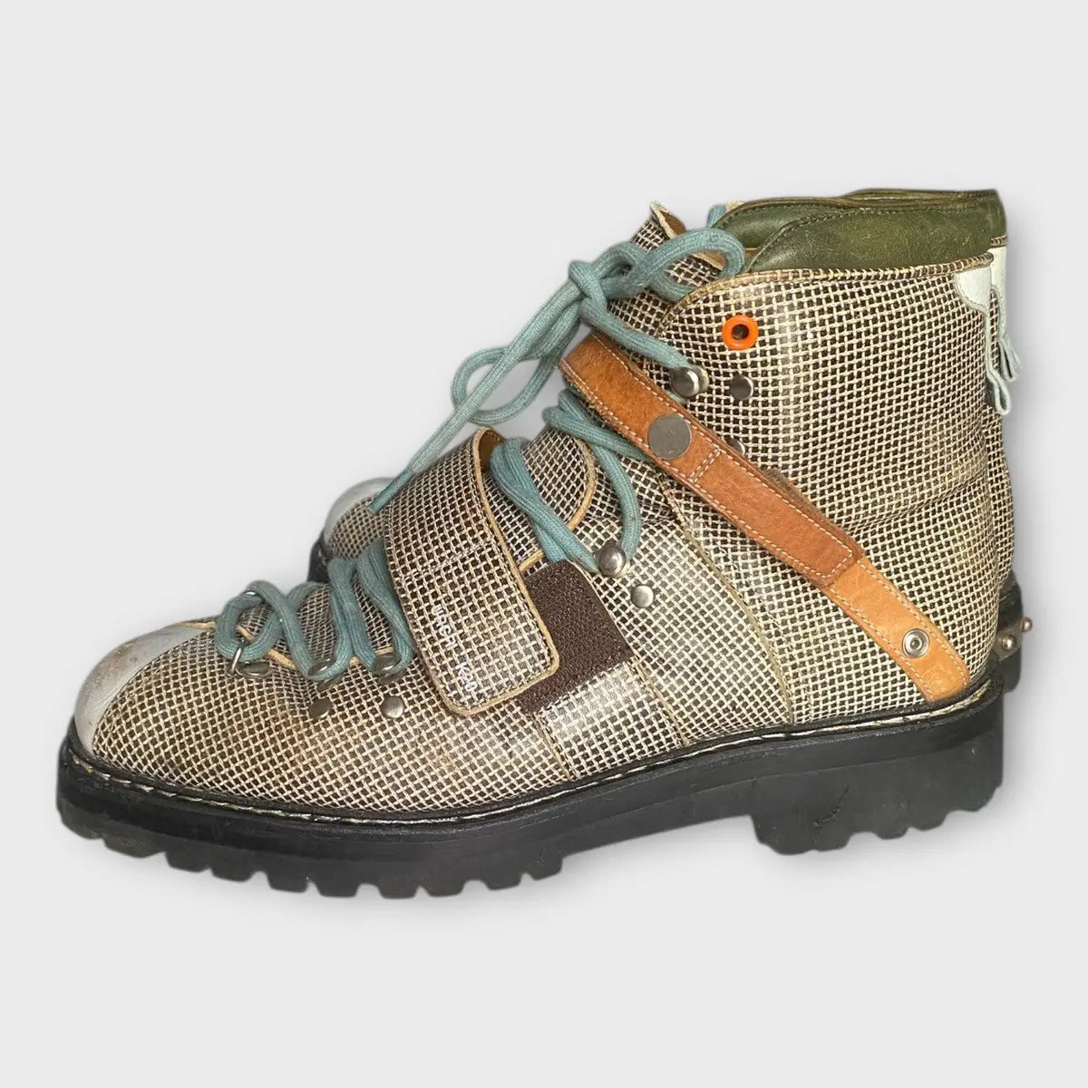 Undercover - SS10 Less But Better Hiking Boots