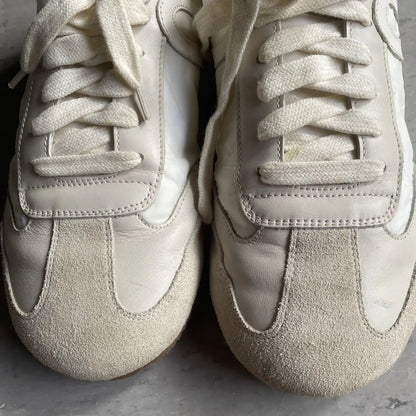 Loewe - Flow Runner