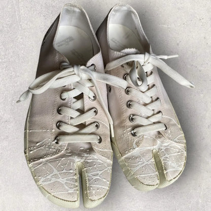 Maison Margiela - Off-White Color Splash Tabi Sneakers