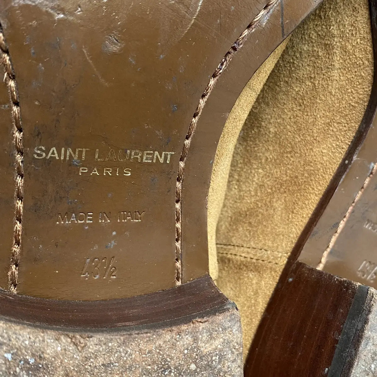 Saint Laurent Paris  SLP Wyatt 40 Suede Chealsea Boots