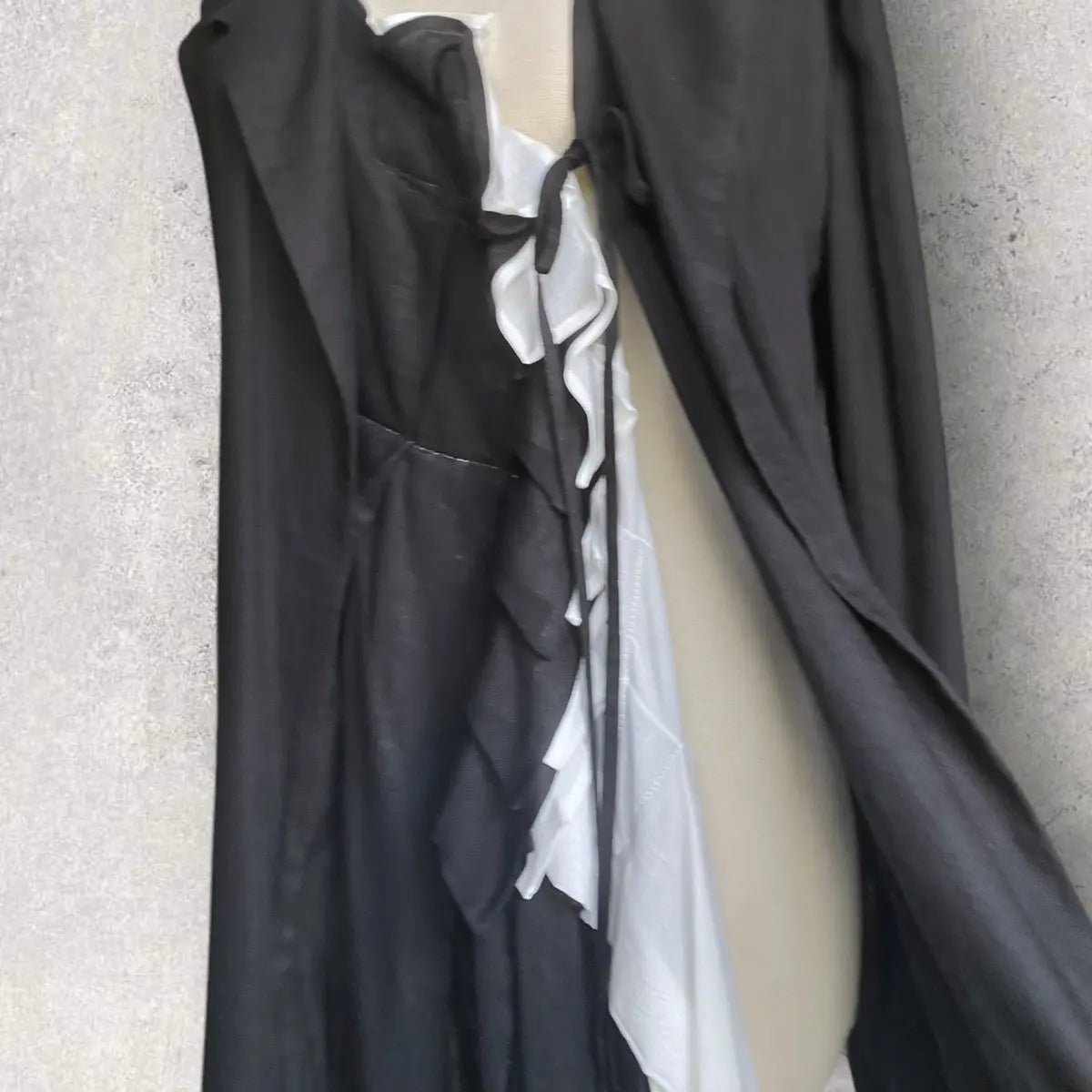 Yohji Yamamoto : NWT Runway SS23 Frill Blazer