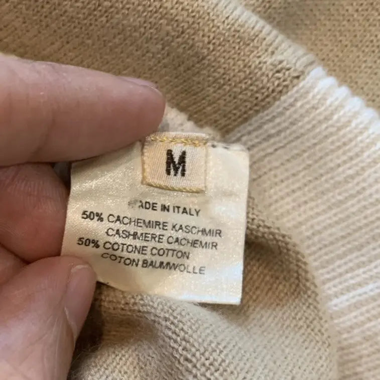 Hermes - Beige open collar cashmere T Shirt